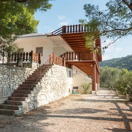 アパートホテル Mattinatella マッティナータ